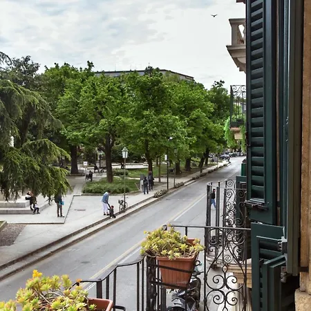 Apt.65 Vérone